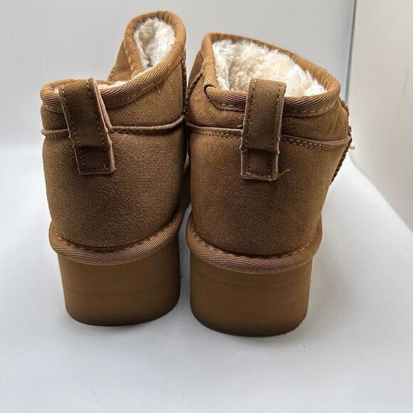 CUSHIONAIRE Women's Genuine Suede pull on platform boot +Memory Foam 9 CHESTNUT - Picture 4 of 7